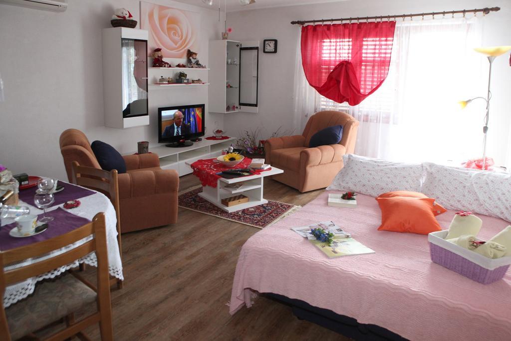 Apartments Adelita Poreč Buitenkant foto